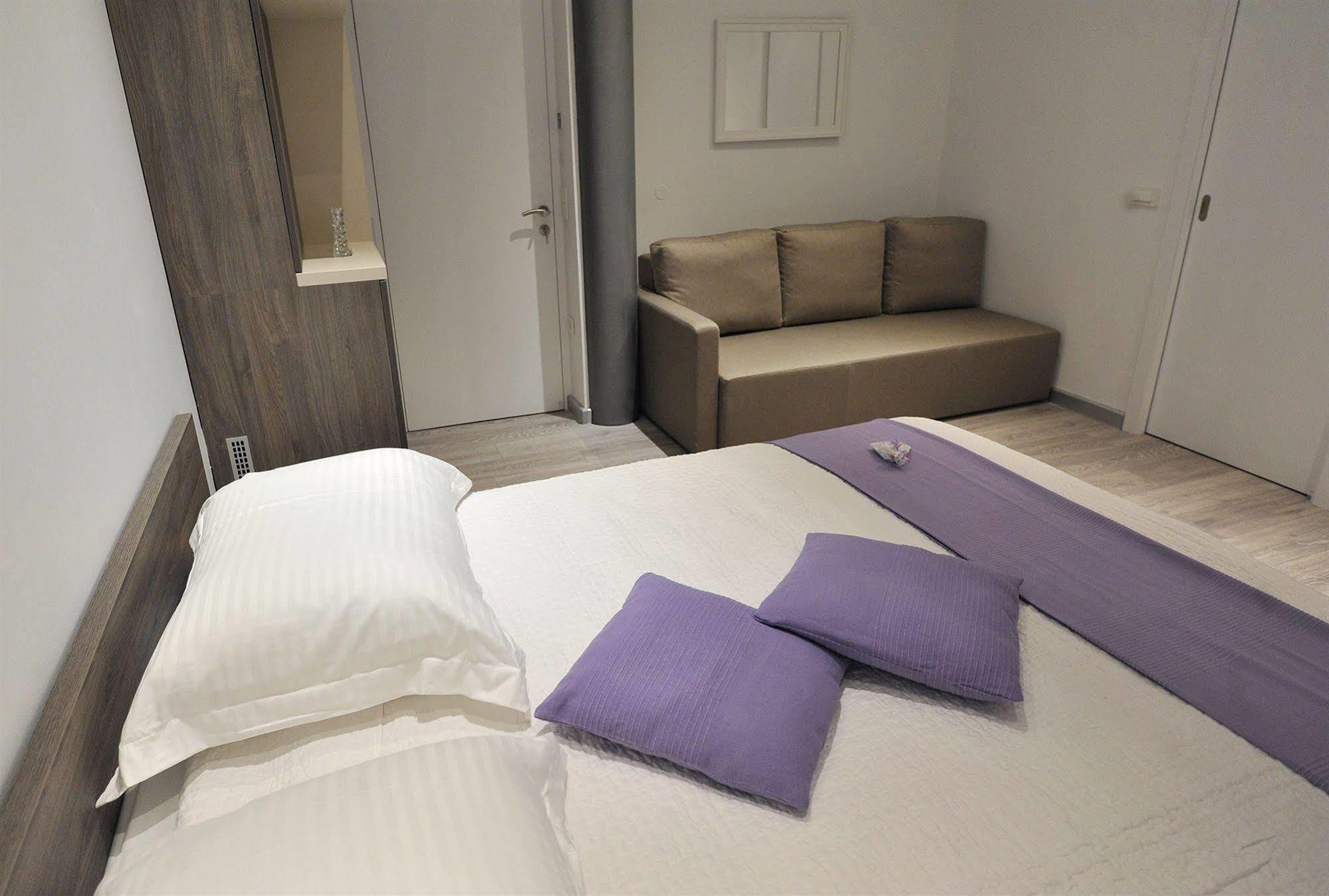 Apartments & Rooms Lavandula Exclusive Zadar Bagian luar foto